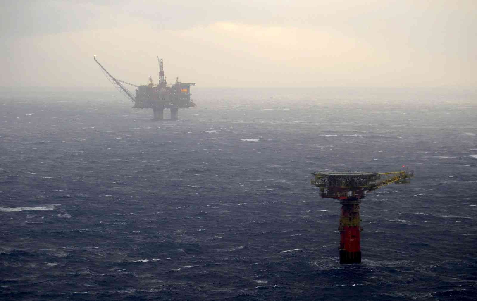 Açık deniz petrol ve gaz tesisi yakınında yetkisiz dron faaliyeti