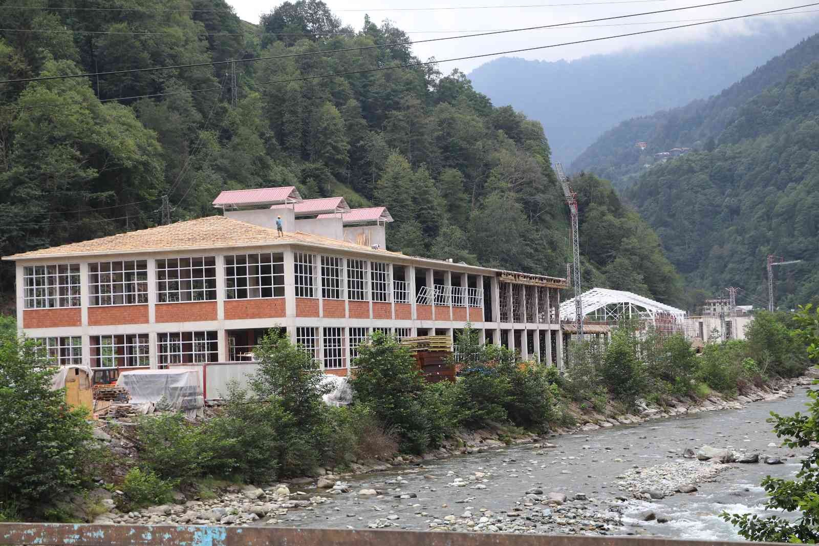 ÇAYKUR, Rize’ye 2 yeni çay fabrikası daha yapıyor