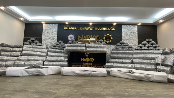 Meksika'dan İstanbul'a getirmişler; 1 ton 580 kilo marihuana