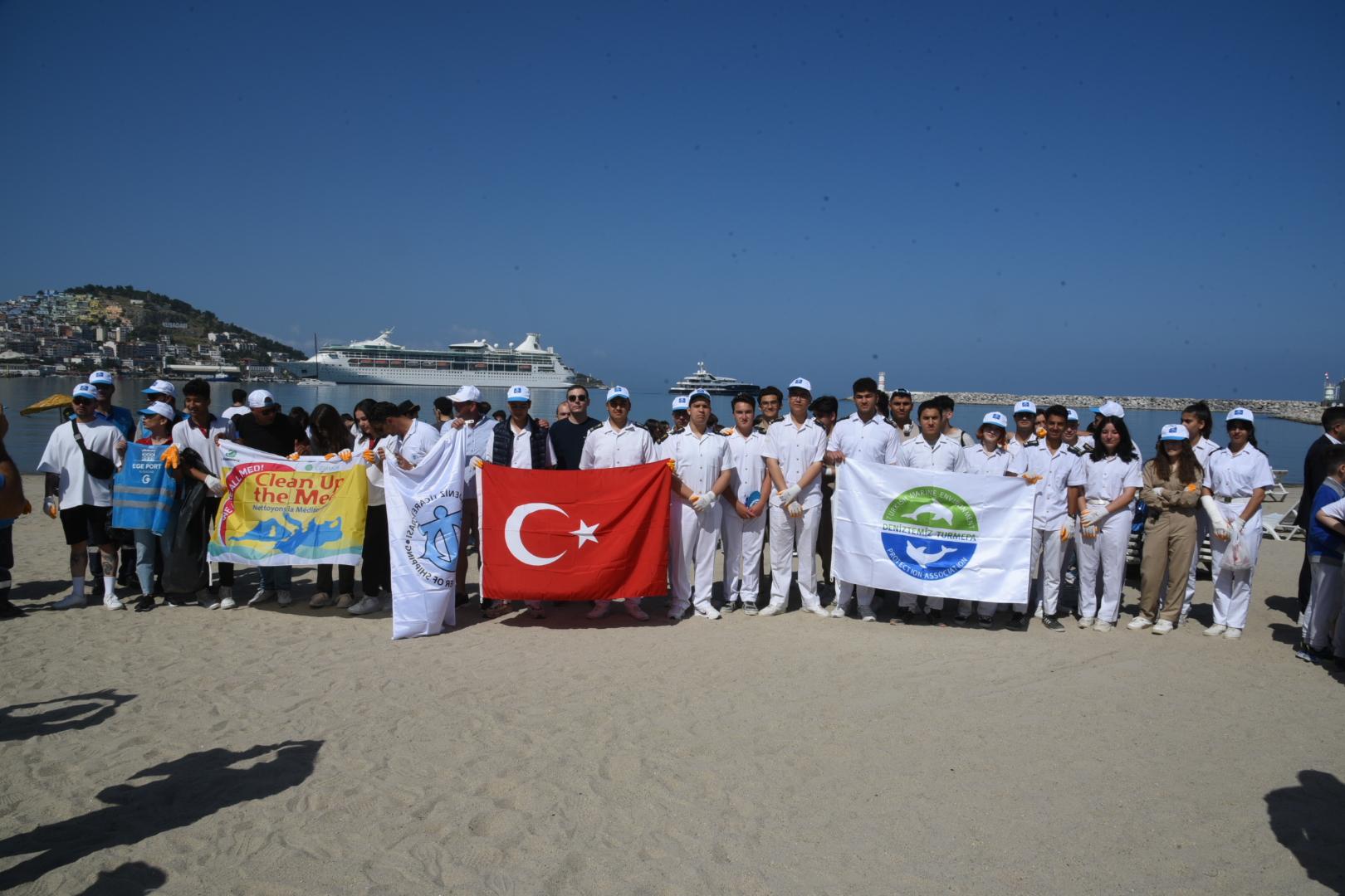 kuşadası kıyı temizligi (2)