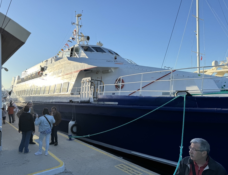 İDO'nun, Seferihisar ve Kuşadası'ndan Sisam Adası'na seferleri başladı