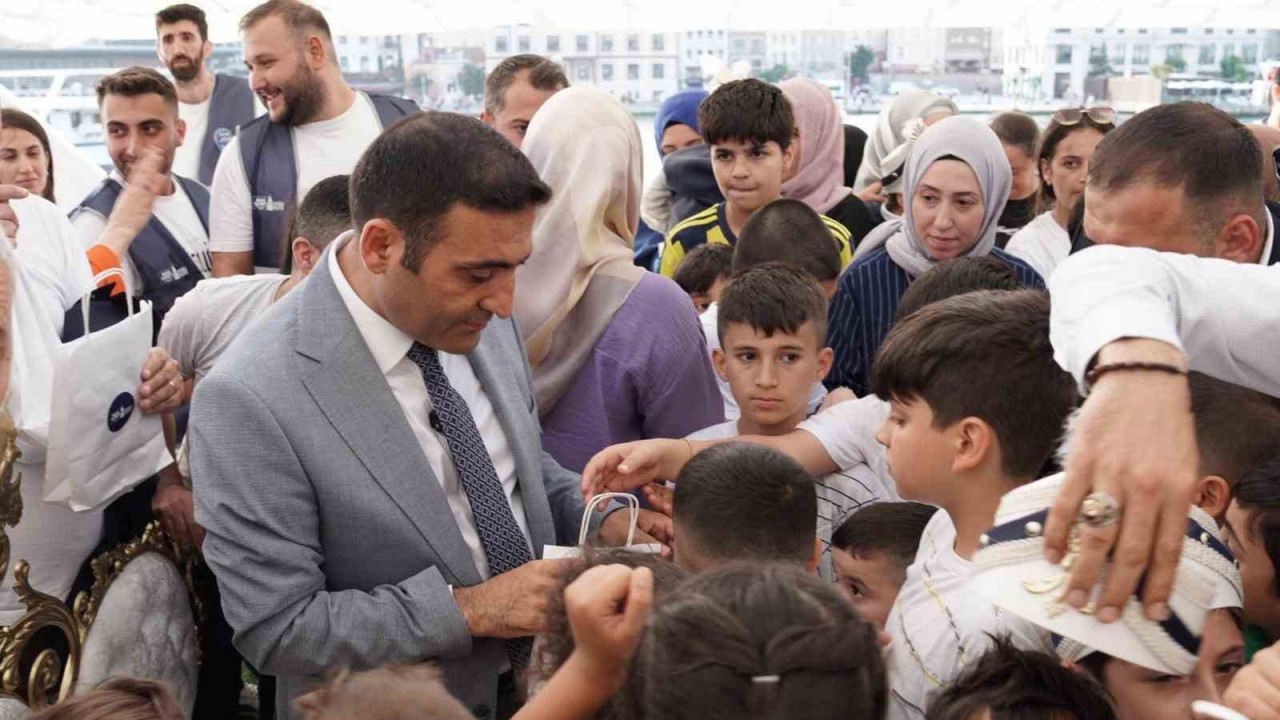 Geleneksel Beyoğlu Sünnet Şöleni bu yıl İstanbul Boğazı’nda gerçekleşti