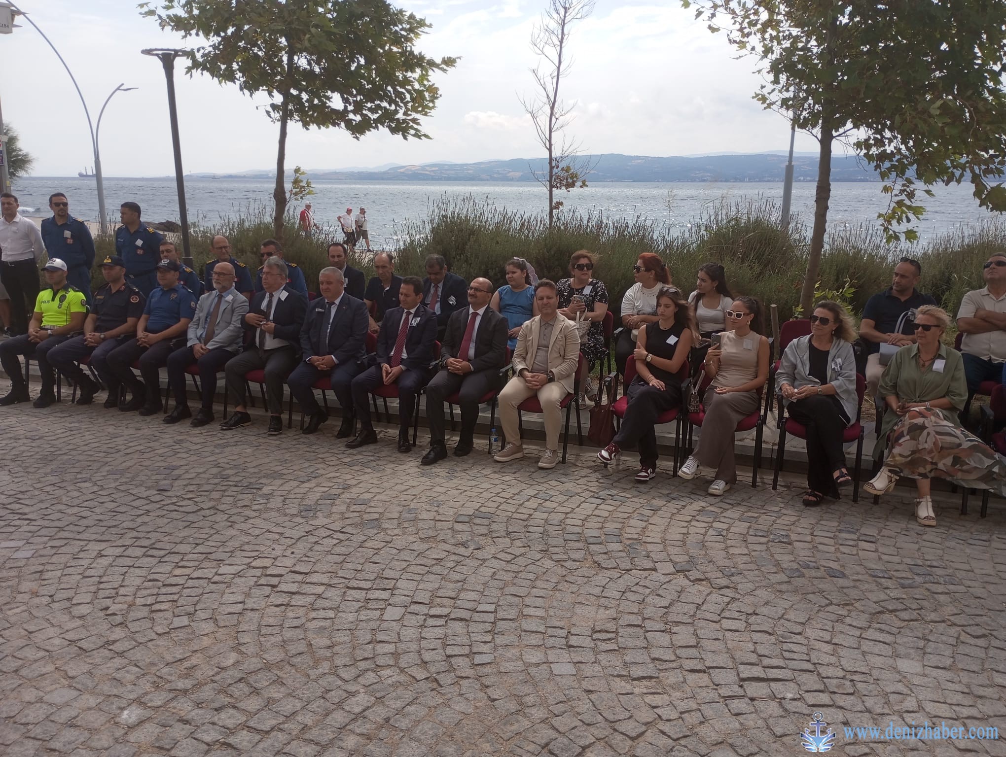 Meslek Şehidi Kılavuz Kaptan Oğuz Kök'ün Adı Gelibolu Kılavuzluk İstasyonu'na Verildi3