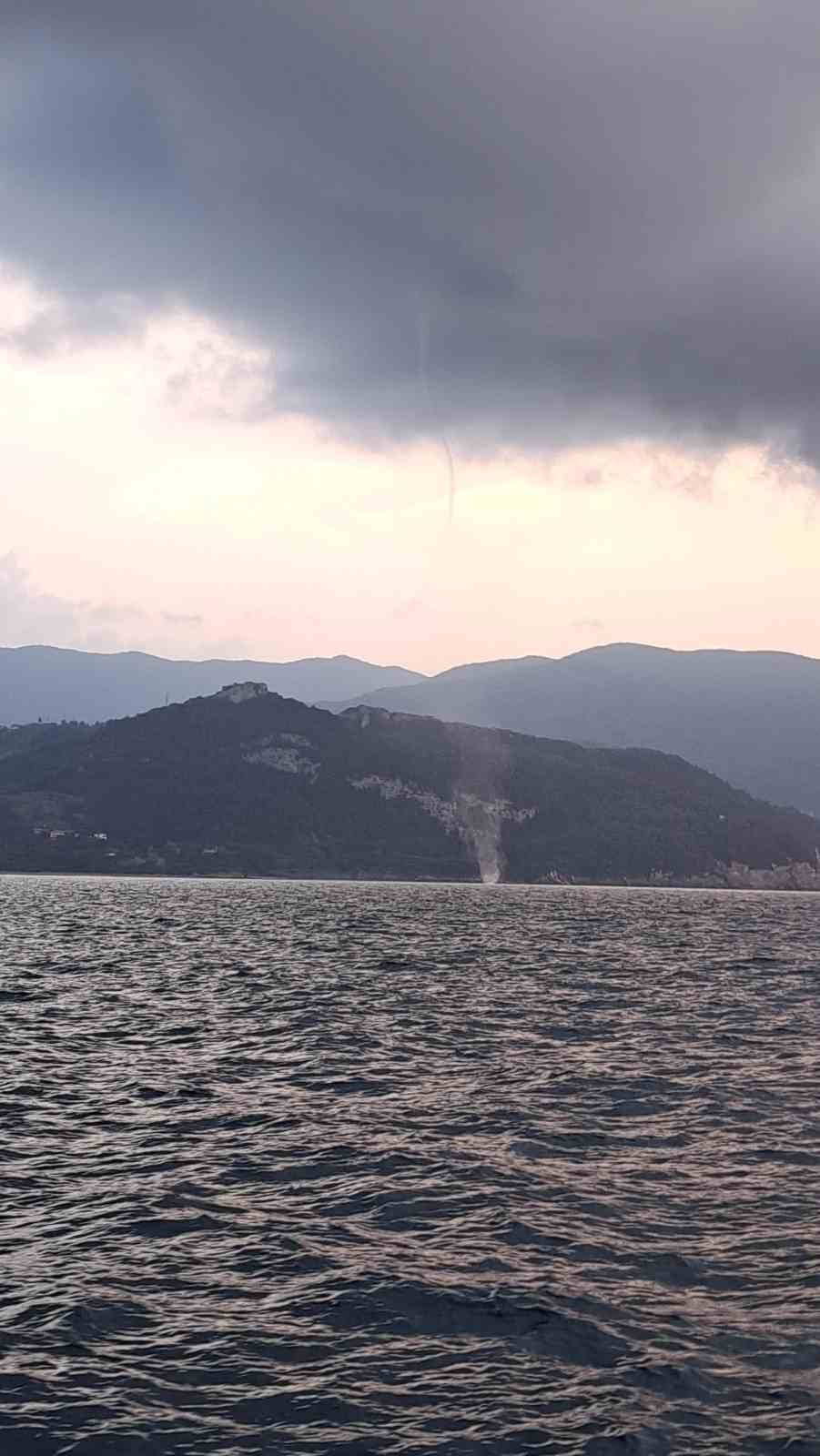 Karadeniz’de oluşan hortumlar kamerada